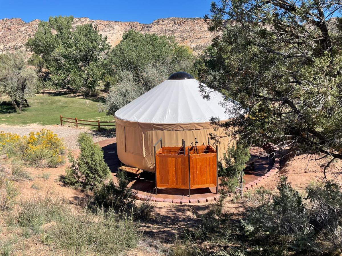 Escalante Yurts - Luxury Lodging Exterior photo